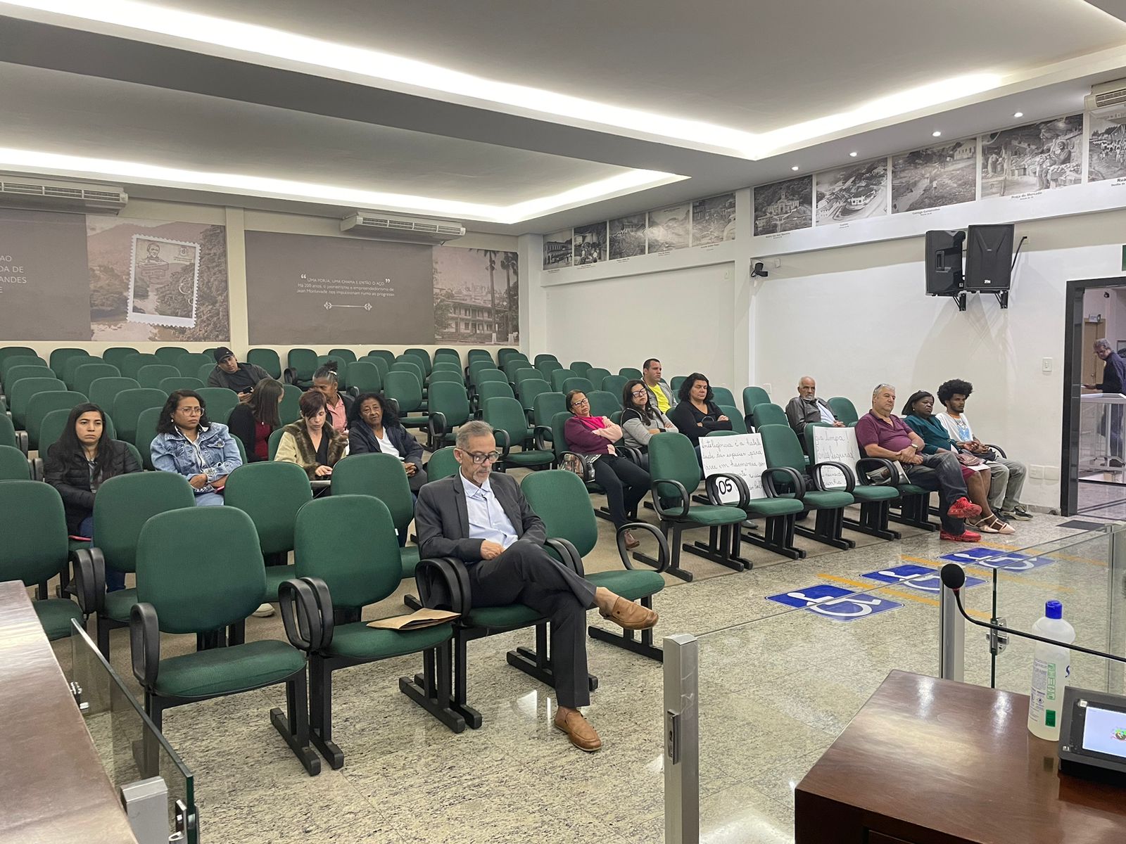 Vereadores debatem situação do Córrego dos Coelhos