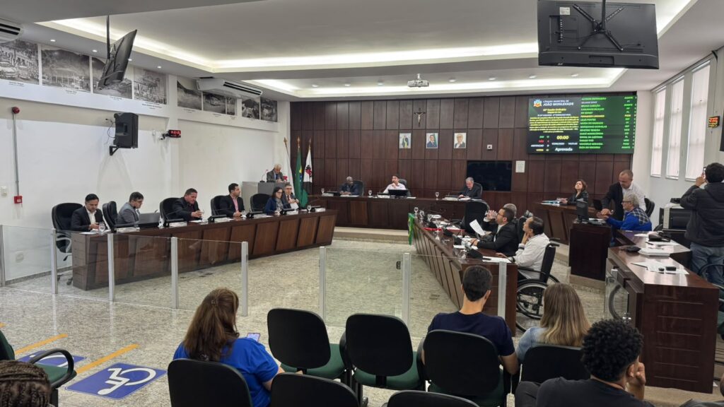 Vereadores aprovam projetos para combate à esporotricose e apoio a produtores rurais