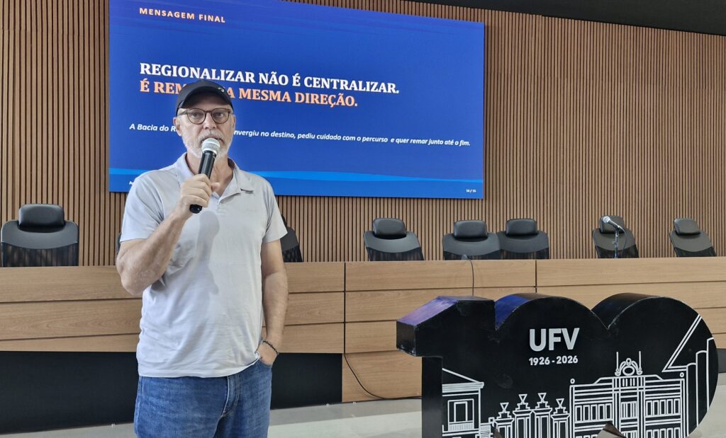 CBH Doce debate regionalização em plenária realizada na UFV